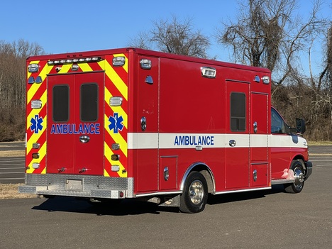 USED 2016 CHEVROLET G4500 TYPE III AMBULANCE TRUCK #$vid