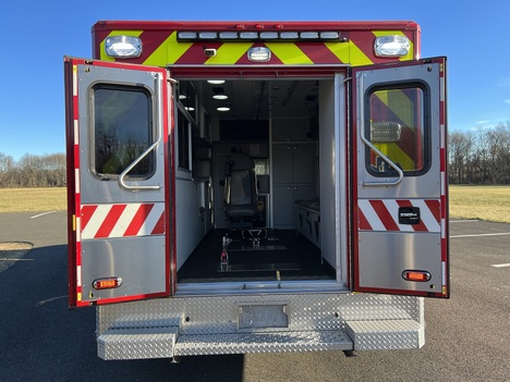 USED 2016 CHEVROLET G4500 TYPE III AMBULANCE TRUCK #$vid