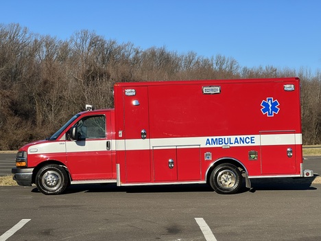 USED 2016 CHEVROLET G4500 TYPE III AMBULANCE TRUCK #$vid