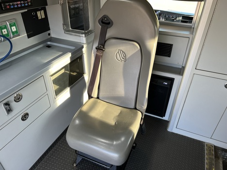USED 2016 CHEVROLET G4500 TYPE III AMBULANCE TRUCK #$vid