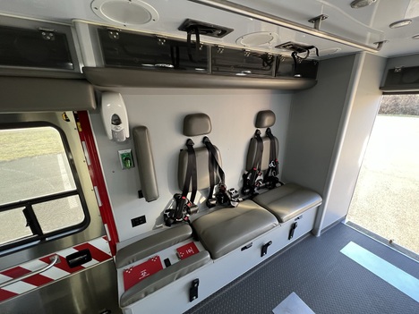USED 2016 CHEVROLET G4500 TYPE III AMBULANCE TRUCK #$vid
