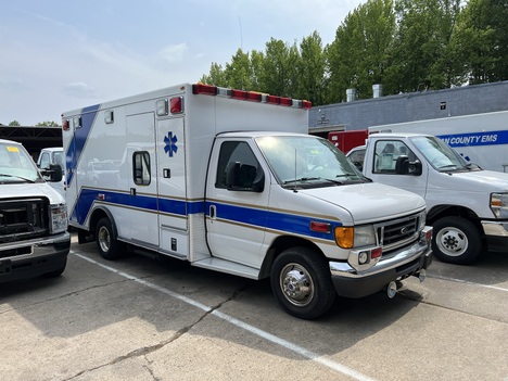 USED 2006 FORD E450 TYPE III AMBULANCE TRUCK #$vid
