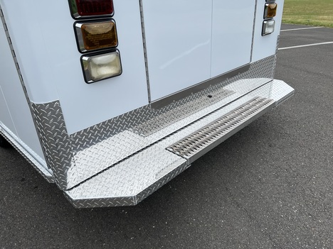 USED 2019 CHEVROLET G4500 TYPE III AMBULANCE TRUCK #$vid
