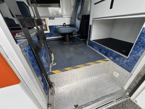 USED 2016 CHEVROLET G4500 TYPE III AMBULANCE TRUCK #$vid