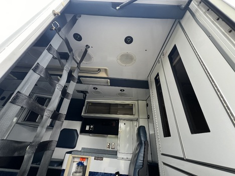 USED 2016 CHEVROLET G4500 TYPE III AMBULANCE TRUCK #$vid