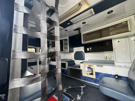 USED 2016 CHEVROLET G4500 TYPE III AMBULANCE TRUCK #$vid