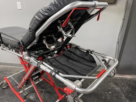 USED FERNO POWERFLEXX + STRETCHER TRUCK #$vid