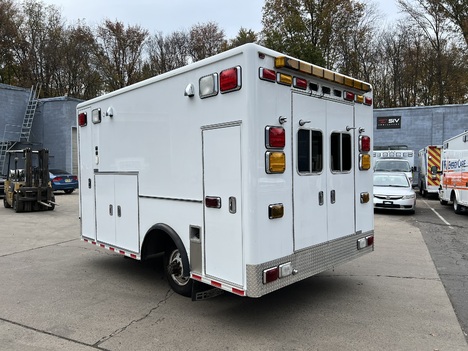 REMOUNTED 2015 FORD E450 TYPE III AMBULANCE TRUCK #$vid