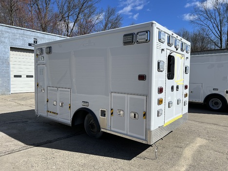 REMOUNTED 2018 FORD E450 TYPE III AMBULANCE TRUCK #$vid