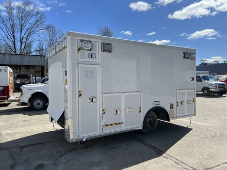 REMOUNTED 2018 FORD E450 TYPE III AMBULANCE TRUCK #$vid