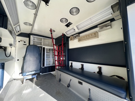 REMOUNTED FORD E450 TYPE III AMBULANCE TRUCK #$vid