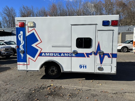 REMOUNTED FORD E450 TYPE III AMBULANCE TRUCK #$vid