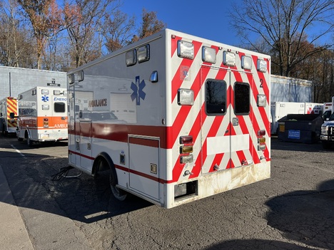 REMOUNTED FORD E350 TYPE III AMBULANCE TRUCK #$vid