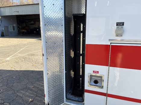 REMOUNTED FORD E350 TYPE III AMBULANCE TRUCK #$vid