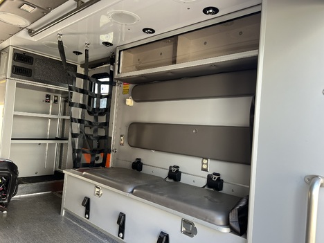 REMOUNTED 2016 FORD E350 TYPE III AMBULANCE TRUCK #$vid