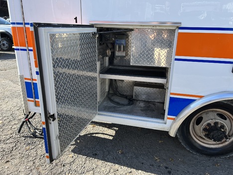 REMOUNTED 2016 FORD E350 TYPE III AMBULANCE TRUCK #$vid