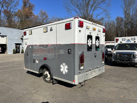 REMOUNTED FORD E350 TYPE III AMBULANCE TRUCK #$vid