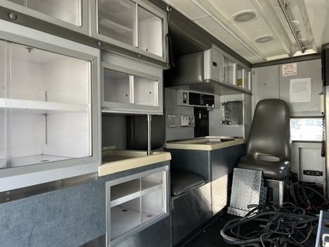 REMOUNTED 2014 FORD F350 TYPE I AMBULANCE TRUCK #$vid