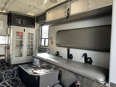 REMOUNTED 2014 FORD F350 TYPE I AMBULANCE TRUCK #$vid