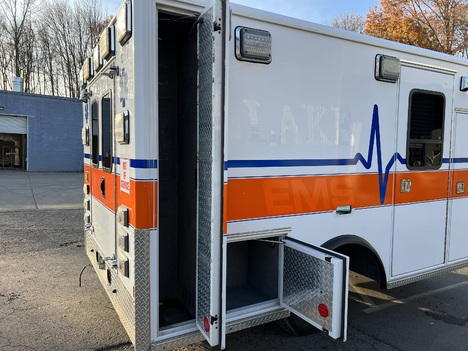 REMOUNTED FORD F350 TYPE I AMBULANCE TRUCK #$vid