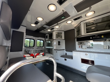 REMOUNTED 2023 FORD F450 TYPE I AMBULANCE TRUCK #$vid