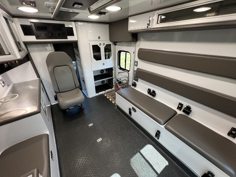 REMOUNTED 2023 FORD F450 TYPE I AMBULANCE TRUCK #$vid