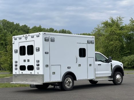 REMOUNTED 2023 FORD F450 TYPE I AMBULANCE TRUCK #$vid