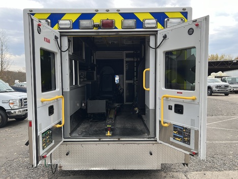 REMOUNTED 2019 FORD F450 TYPE I AMBULANCE TRUCK #$vid
