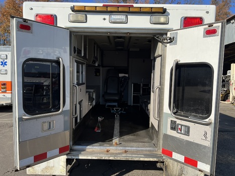 REMOUNTED FORD E450 TYPE III AMBULANCE TRUCK #$vid