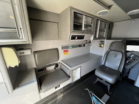 REMOUNTED FORD E450 TYPE III AMBULANCE TRUCK #$vid