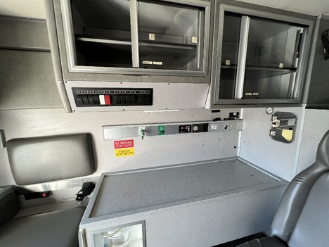 REMOUNTED FORD E450 TYPE III AMBULANCE TRUCK #$vid