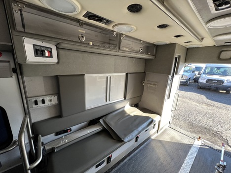 REMOUNTED FORD E450 TYPE III AMBULANCE TRUCK #$vid