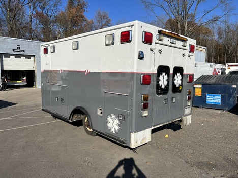 REMOUNTED FORD E450 TYPE III AMBULANCE TRUCK #$vid