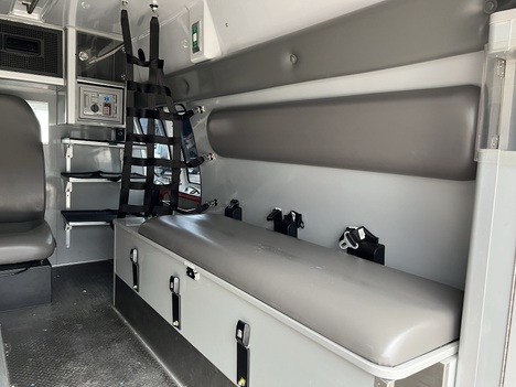 USED 2014 FORD E350 TYPE II AMBULANCE TRUCK #$vid