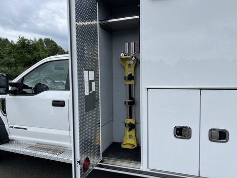 USED 2017 FORD F550 TYPE I AMBULANCE TRUCK #$vid