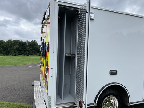 USED 2017 FORD F550 TYPE I AMBULANCE TRUCK #$vid