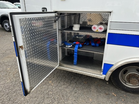 REMOUNTED 2010 FORD E350 TYPE III AMBULANCE TRUCK #$vid