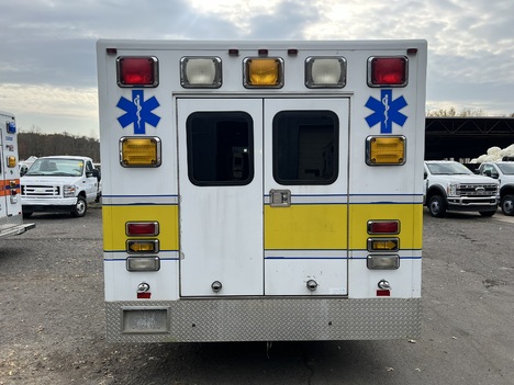 REMOUNTED FORD E350 TYPE III AMBULANCE TRUCK #$vid