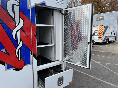 REMOUNTED 2015 FORD E450 TYPE III AMBULANCE TRUCK #$vid