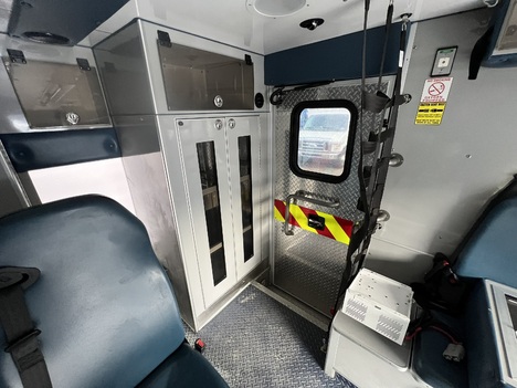 REMOUNTED 2015 FORD E450 TYPE III AMBULANCE TRUCK #$vid