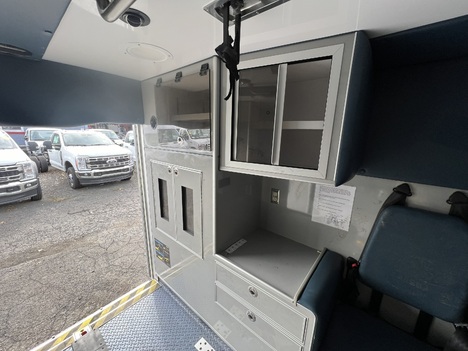 REMOUNTED 2015 FORD E450 TYPE III AMBULANCE TRUCK #$vid