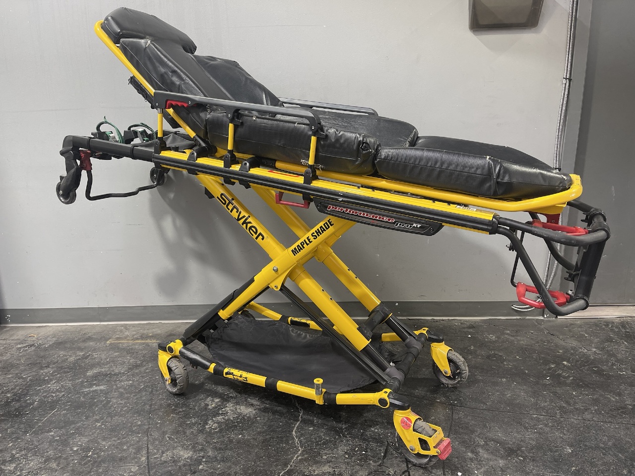 STRYKER PERFORMANCE PRO XT STRETCHER FOR SALE 1130