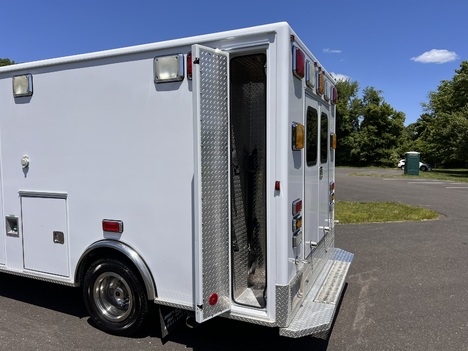 USED 2012 CHEVROLET G3500 TYPE III AMBULANCE TRUCK #$vid