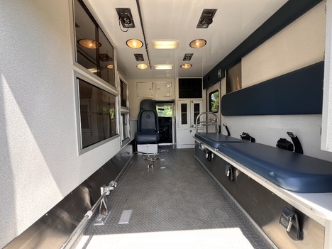 USED 2012 CHEVROLET G3500 TYPE III AMBULANCE TRUCK #$vid