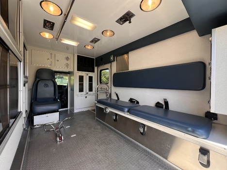USED 2012 CHEVROLET G3500 TYPE III AMBULANCE TRUCK #$vid