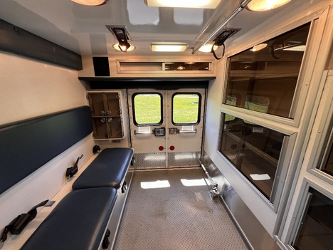 USED 2012 CHEVROLET G3500 TYPE III AMBULANCE TRUCK #$vid
