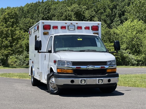 USED 2012 CHEVROLET G3500 TYPE III AMBULANCE TRUCK #$vid