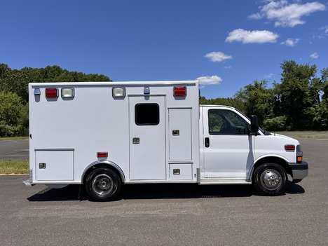 USED 2012 CHEVROLET G3500 TYPE III AMBULANCE TRUCK #$vid