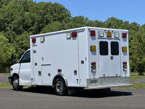 USED 2012 CHEVROLET G3500 TYPE III AMBULANCE TRUCK #$vid