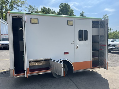 REMOUNTED 2009 FORD F550 TYPE I AMBULANCE TRUCK #$vid
